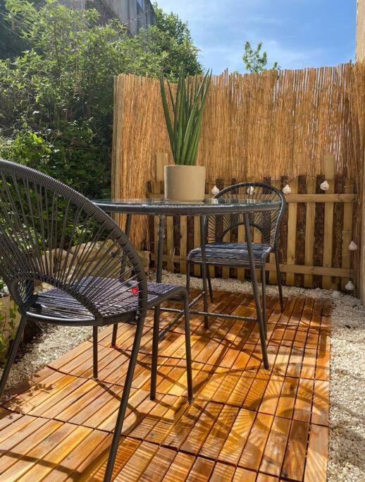 Appartement Avec Terrasse 坎佩尔 外观 照片